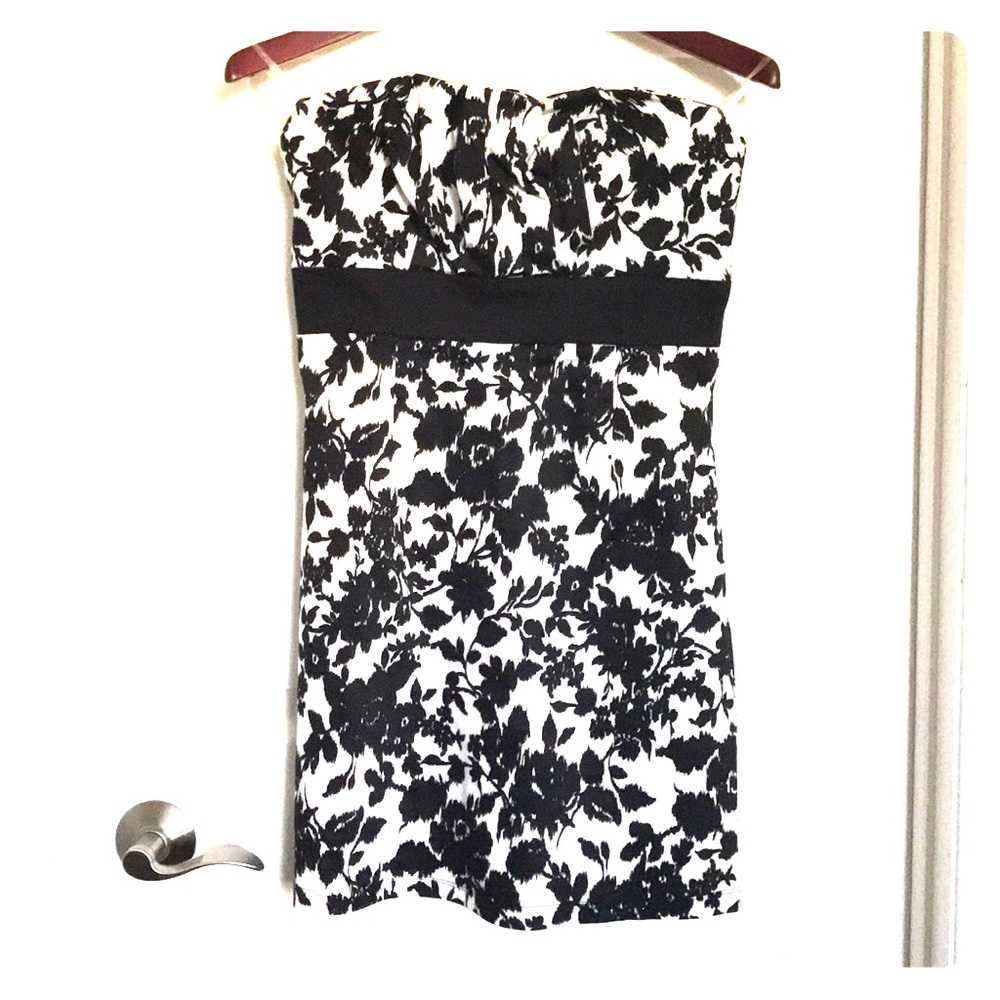 Forever 21 Strapless Dress
